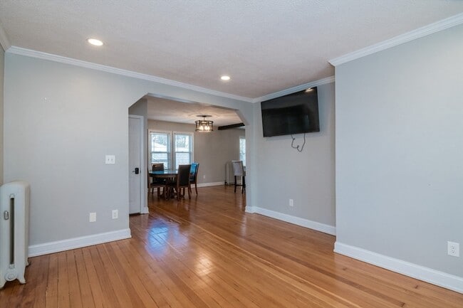 Photo - 30 Sunnymeade Ave Apartment