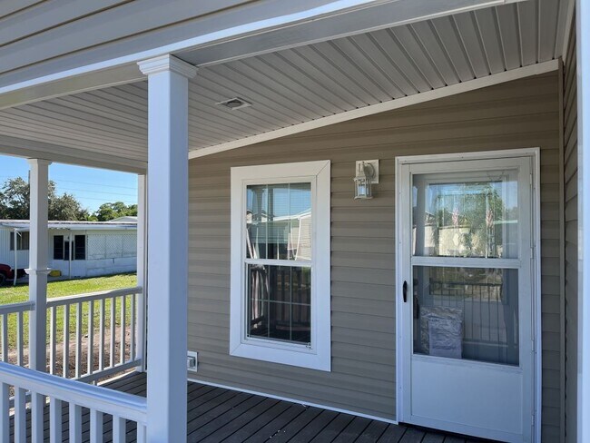 Foto del edificio - 331 Peck St