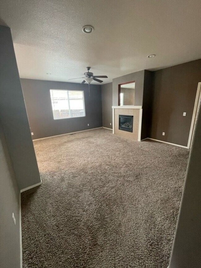 Building Photo - Welcome Home!