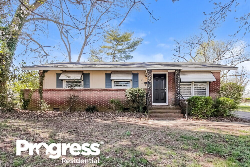 Primary Photo - 3800 Seaman Dr