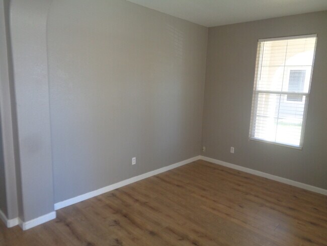 Foto del edificio - 1157 Silver Spur Way