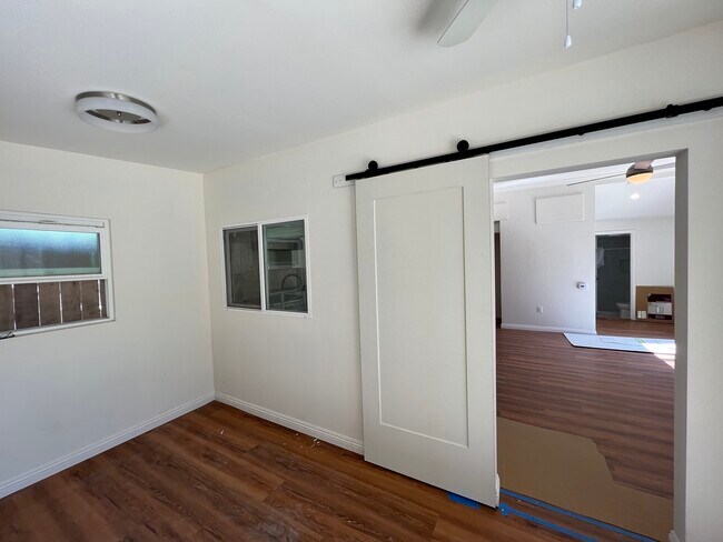Building Photo - 4325 Briggs Ave