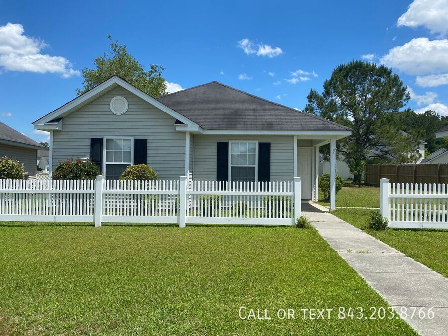 Primary Photo - 202 Saturn Ct