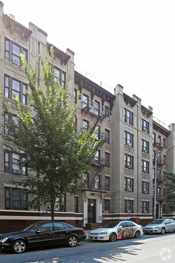 Primary Photo - 153 Vermilyea Ave