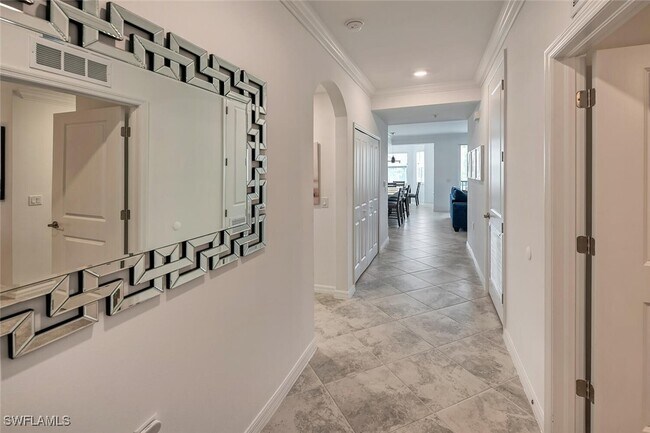 Foto del edificio - 6046 National Blvd