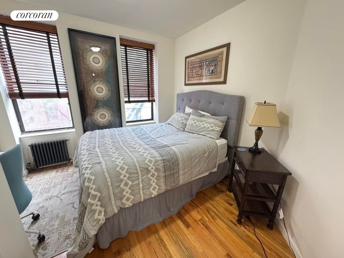 Primary Photo - 309 W 47th St