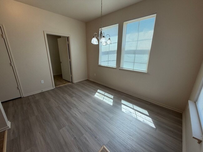 Photo - 212 Chalmette Dr Apartment