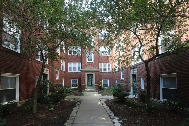Building Photo - 3242 N Clifton Ave