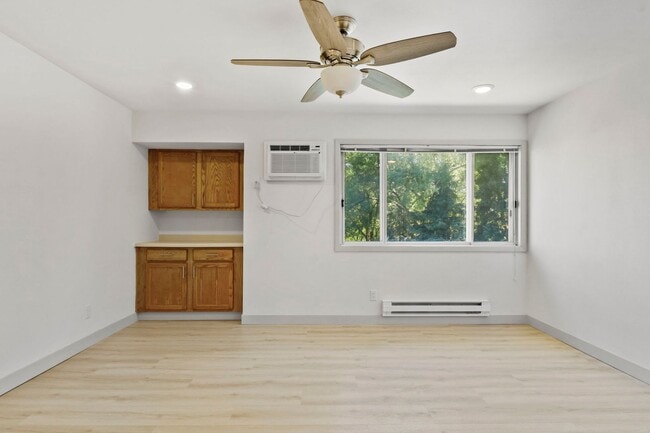 Interior Photo - Ridgeview Heights