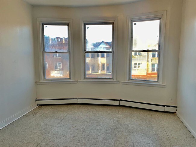 Building Photo - 388 Avenue C