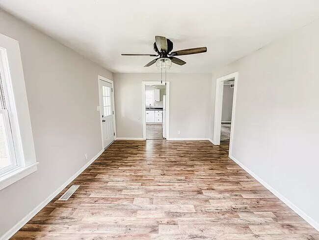 Building Photo - 3926 Delaware St