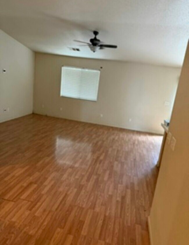 Foto del edificio - 3947 W Delta Ave
