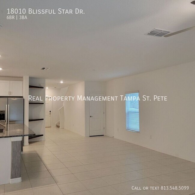 Foto del edificio - 18010 Blissful Stars Dr