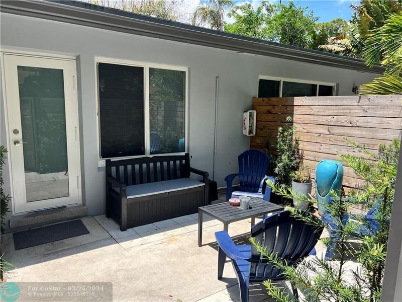 1619 NE 25th St, Wilton Manors, FL 33305 Room for Rent in Wilton