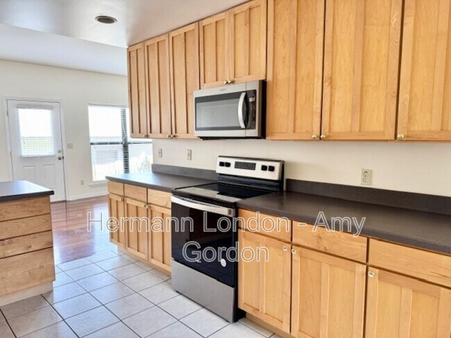 Foto del edificio - 4159 McPherson Ave