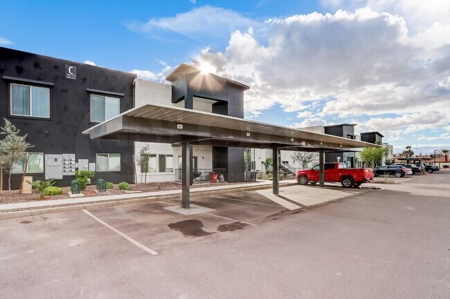 Building Photo - 9160 N 67th Ave