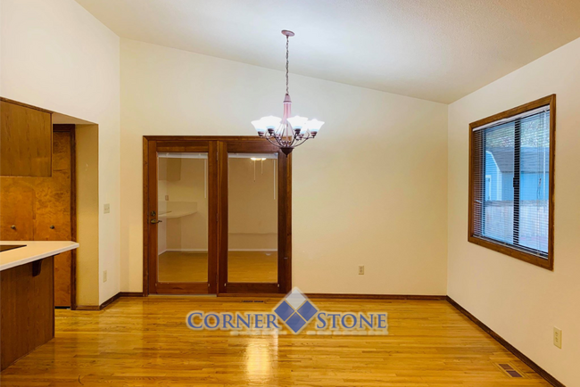 Building Photo - Boise Home with 2 Master Bedrooms!