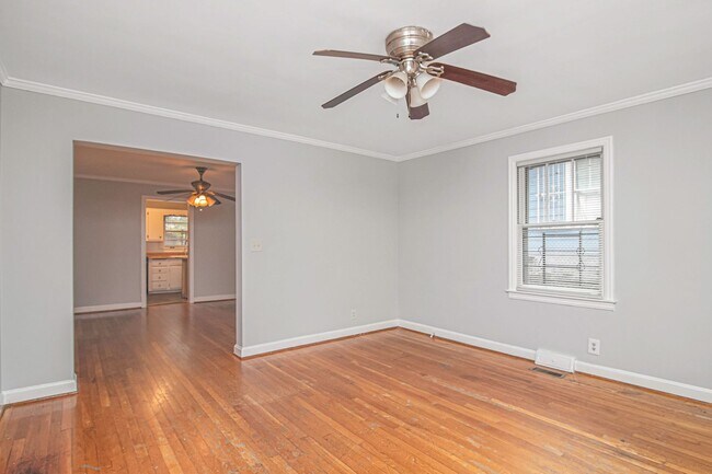 Foto del edificio - 2 bdrm, 1 bath in East Atlanta