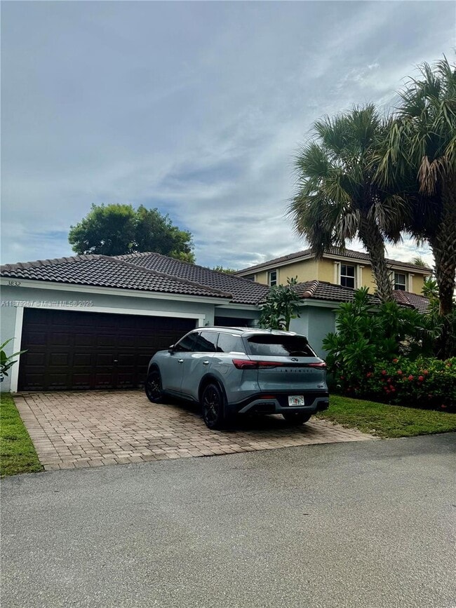 Building Photo - 3832 SW 53rd St
