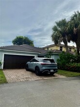 Building Photo - 3832 SW 53rd St