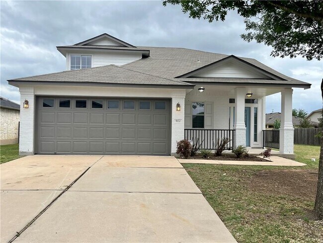 Building Photo - 922 Gentry Dr