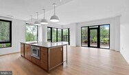 Foto principal - 10511 Strathmore Hall St