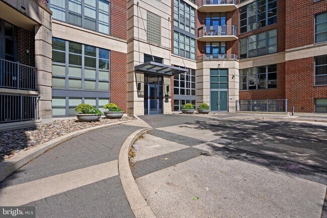Foto del edificio - 2020 12th St NW