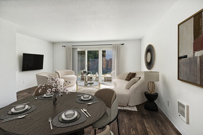 Foto del edificio - Alturas Vose Townhomes