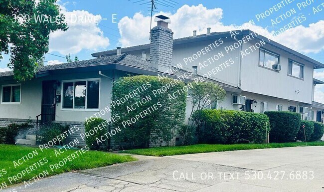 Building Photo - 380 Wales Dr