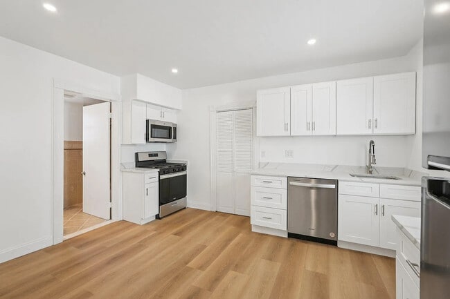 appliances - 332 Locust Ave