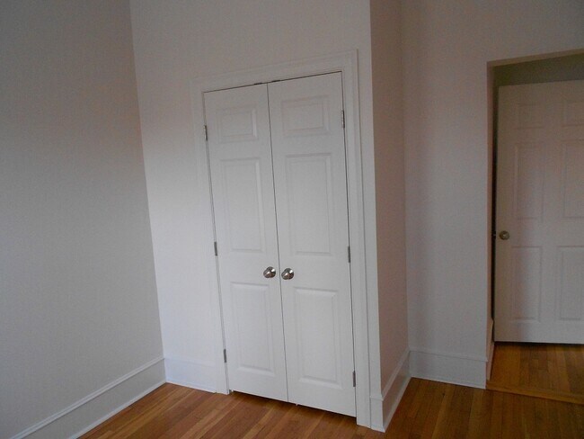 Foto del edificio - 14 Edgerly Rd