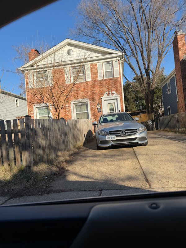 Building Photo - 301 S Fillmore St