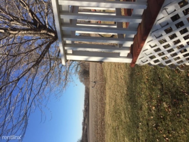 Building Photo - 3 br, 2 bath House - 905  4th Street