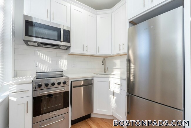 Foto del edificio - 175 Hemenway St