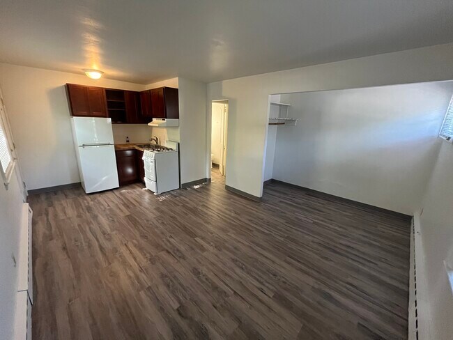 Building Photo - 1171 Raymond Ave