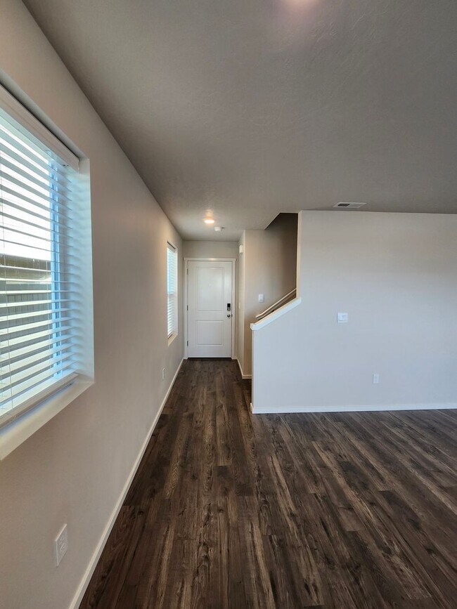 Building Photo - Beautiful & Brand New! 3 Bedroom, 2.5 Bath-Washer & Dryer Included!