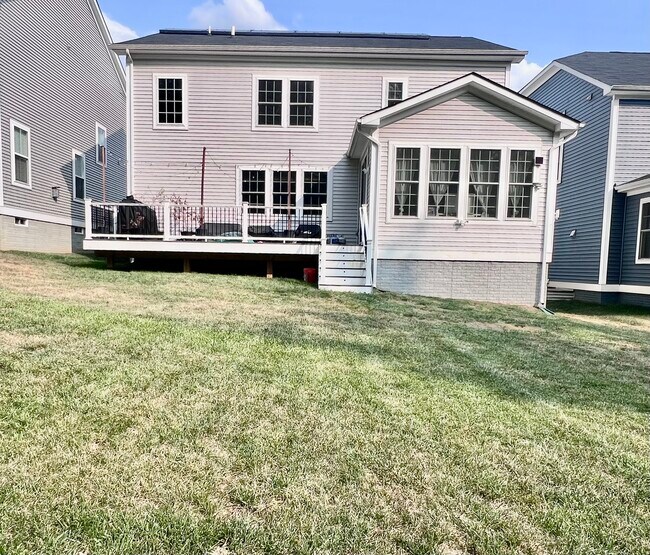 Foto del edificio - 154 Boxelder Dr