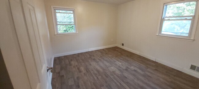 Bedroom 2 - 217 Custer Ave