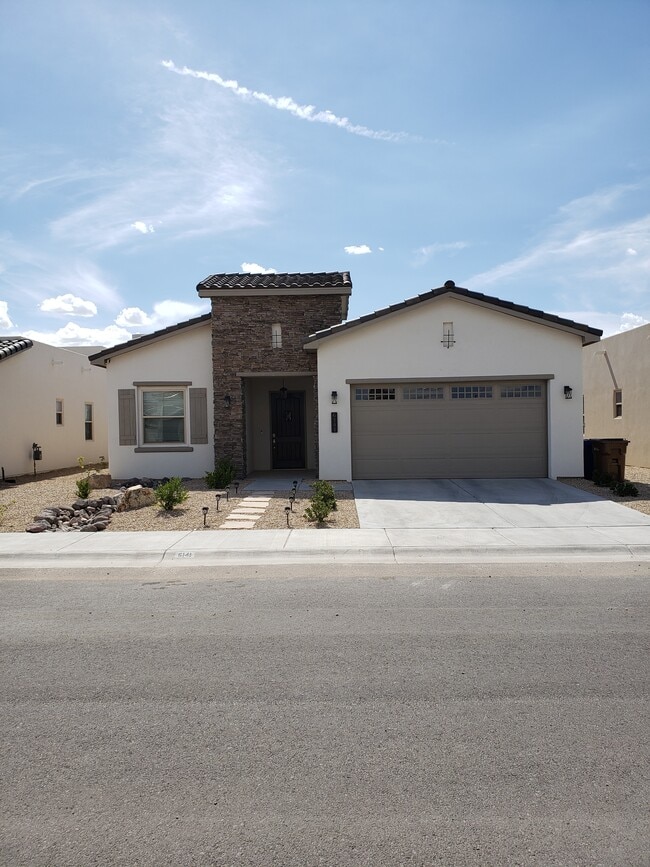 Foto del edificio - 6141 Wild Sky