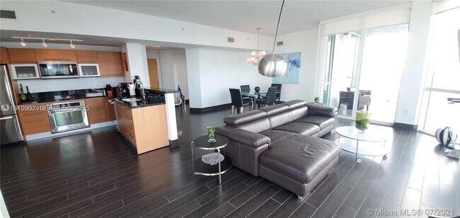 Foto del edificio - 253 NE 2nd St