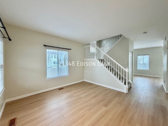 Building Photo - 21348 Edison Ln