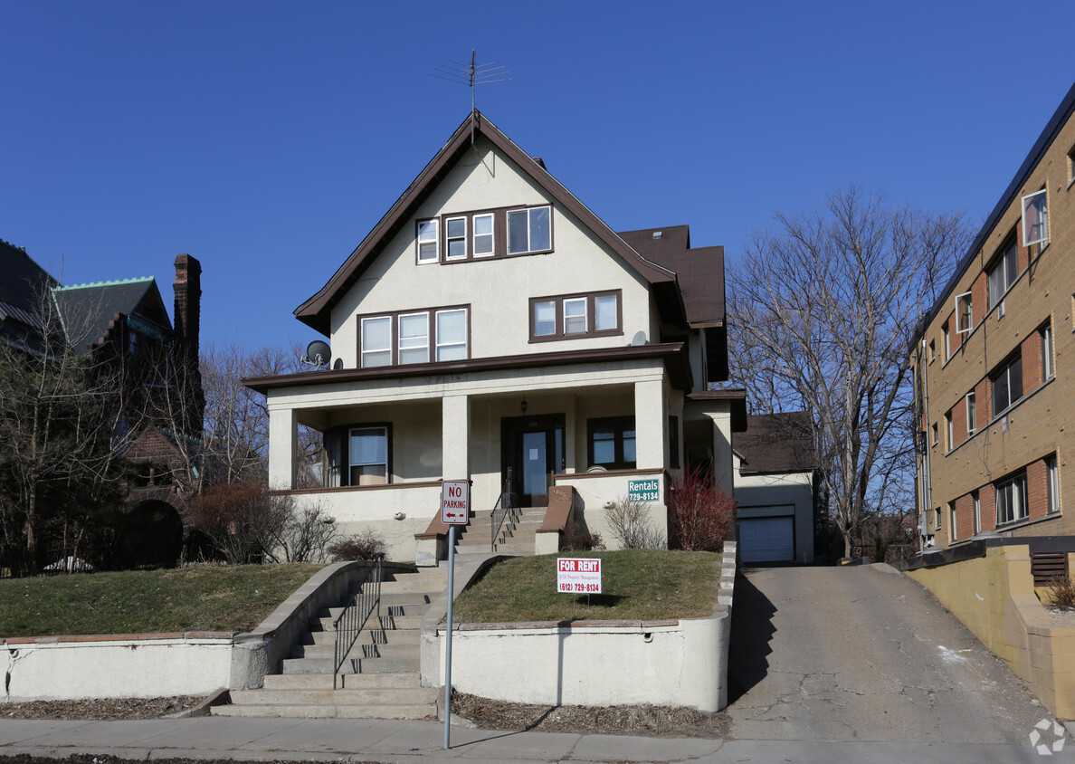 Building Photo - 1806 Lasalle Ave