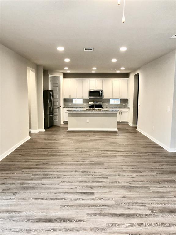 Building Photo - 624 Peace Pipe Way