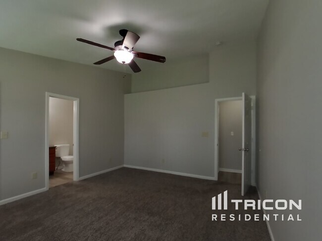 Foto del edificio - 1267 Niagara Ln