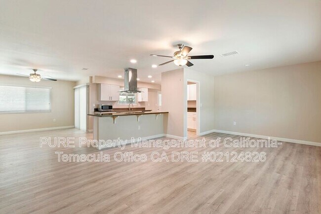 Foto del edificio - 26331 Foxgrove Rd