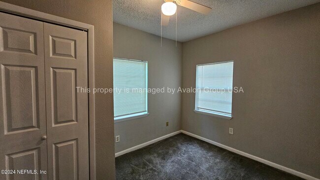 Foto del edificio - 9229 11th Ave