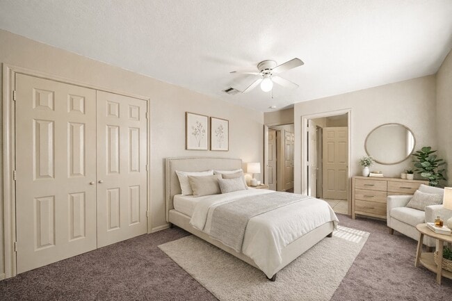 Foto del edificio - 4636 Mayflower St