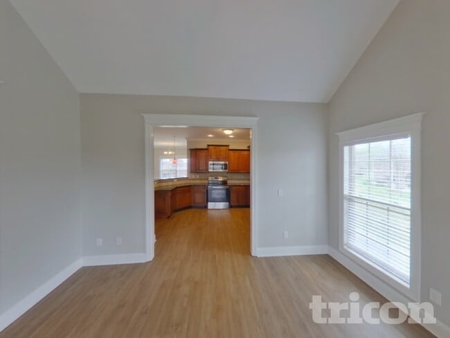 Foto del edificio - 1306 Crescent Ridge Drive