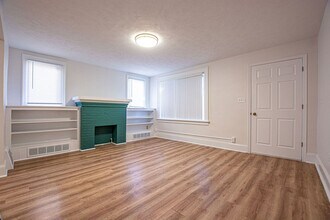 Building Photo - 106-108 N 38th St