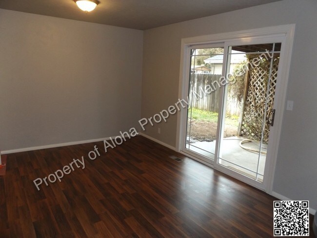 Foto del edificio - 10104 W Granger Ave